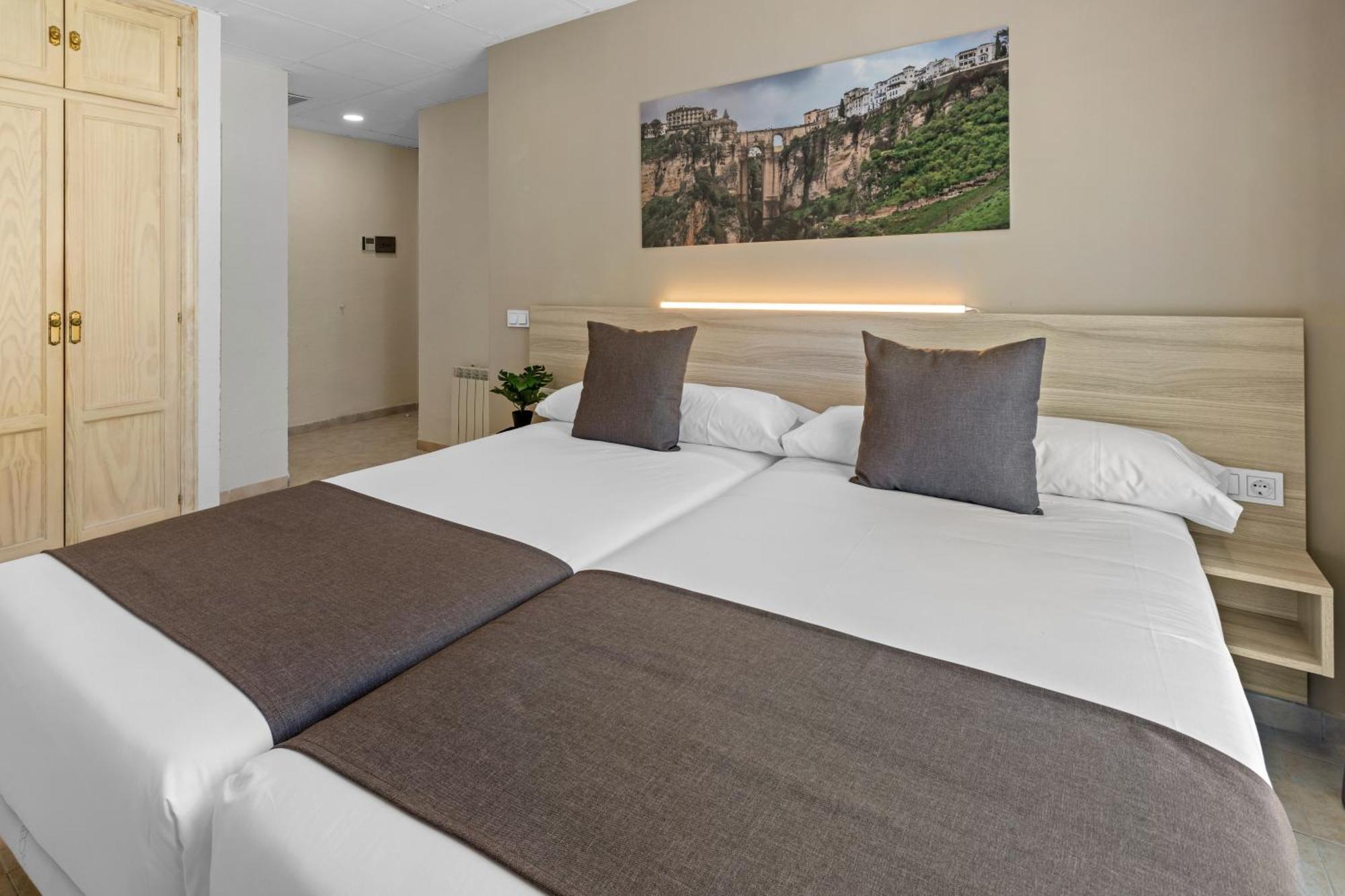Vas Malaga Ciudad Hotell Exteriör bild
